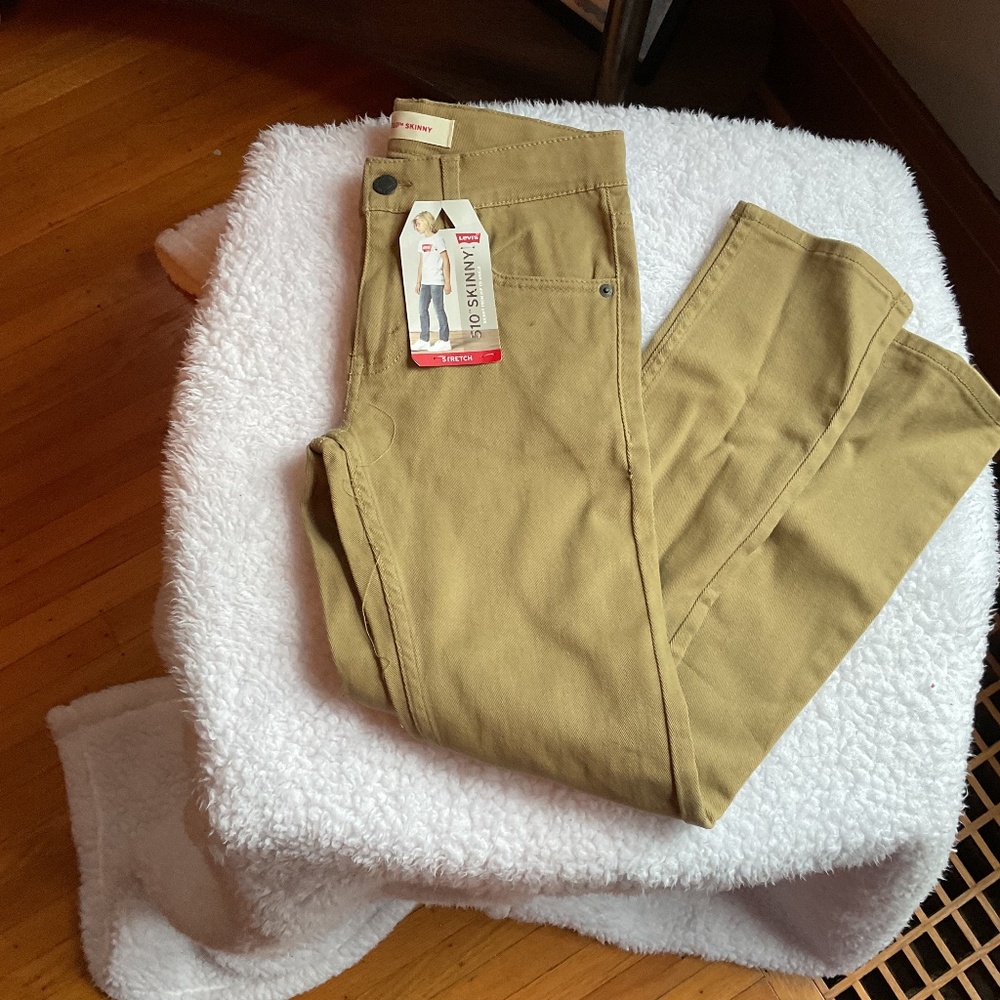 NWT Levi’s jeans